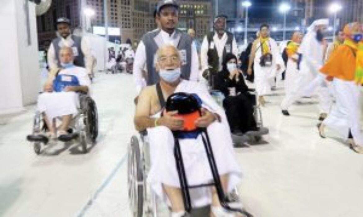 Age Limits Set for Wheelchair Assistants in Makkah’s Grand Mosque